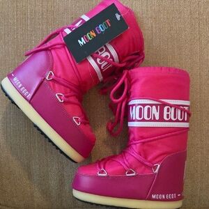 Moon Boot Vibrant Pink Snow Boots